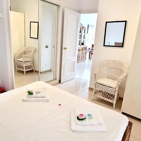 Golf Park , 1 Bedroom Pool View