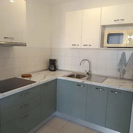 Golf Park , 1 Bedroom Pool View בית נופש