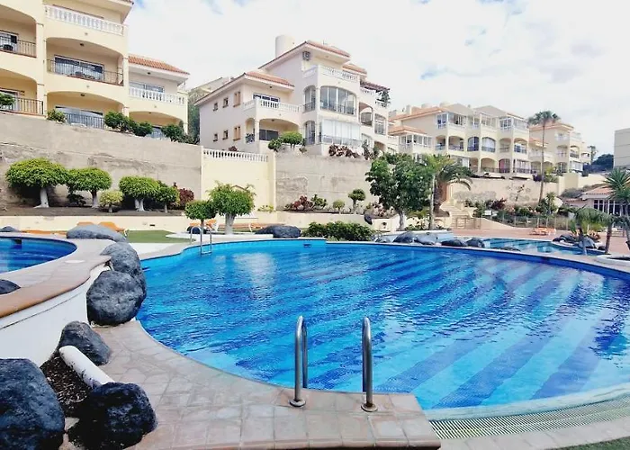 Golf Park , 1 Bedroom Pool View *